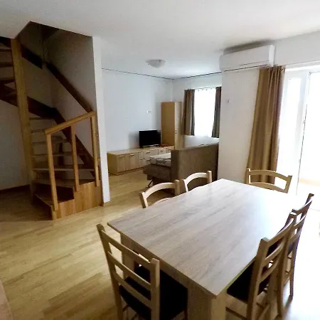 Apartment Funda *